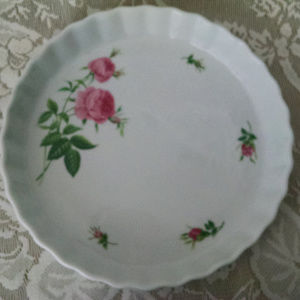 Vintage Christine Holm  Ceramic Pie Plate 9.5"